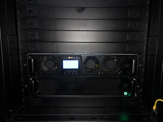 2700W συνεχές λίθιο παροχής ηλεκτρικού ρεύματος SNMP UPS 230VAC διανεμημένο